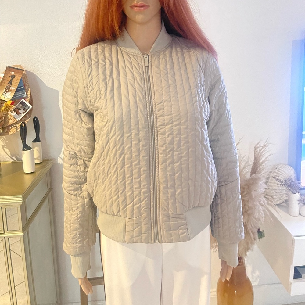 LULULEMON Reversible Jacket - Picture 5 of 11